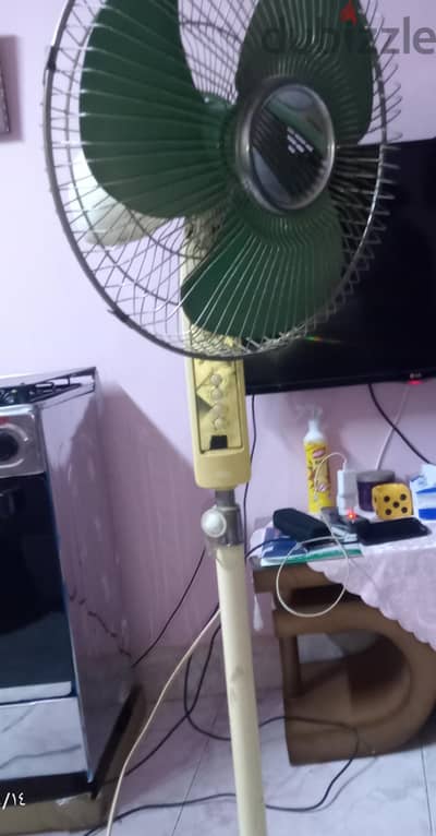 مروحه عمود 5 ريشه