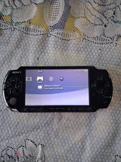 psp 3000 حاله كويسه