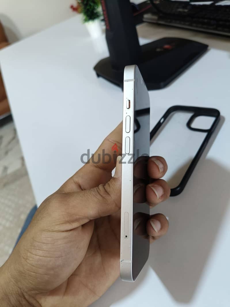 Apple - iPhone 14 2