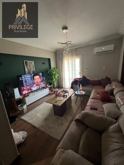  شقه للبيع متشطبه الترا سوبر لوكس و واجهه بفيو مفتوح واجهه بالكامل ومعاها باكيه جراج    في أرقي مناطق المعادي في نيركو الشطر الخامس