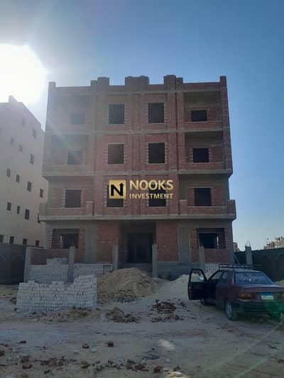 روف للبيع 165م بحديقة 35م خصوصية وفيو مفتوح بالتقسيط في بيت الوطن التجمع الخامس كمبوند F95 الحي السابع