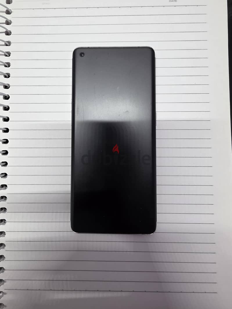 OPPO Find X5 1