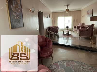 شقه للبيع بمدينة العبور الحي التاسع -شارع عباس العقاد الرئيسي