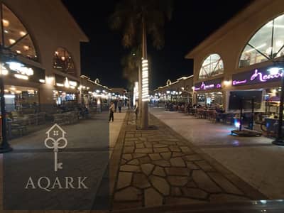 Commercial store for rent in Al-Rehab City, area 275 meters in the eastern market