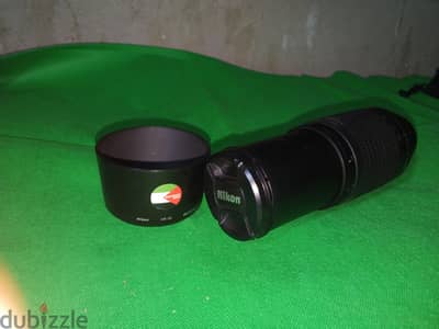 عدسه نيكون 70 300