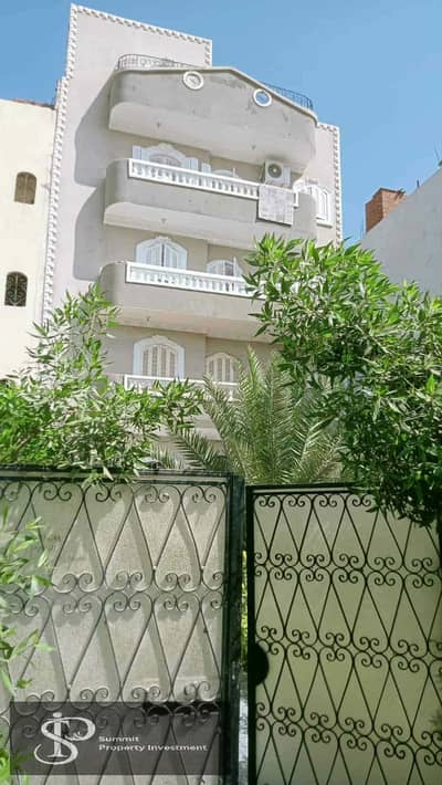 House for sale in neighborhood 48 very distinctive location area 190 meters ultra-superlux finishing tenth of Ramadan