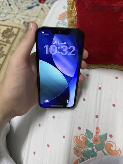 ايفون 13 نسخه 5G مساحه 256 بطاريه 89 مش عليه ضريبه ولا أتفتح