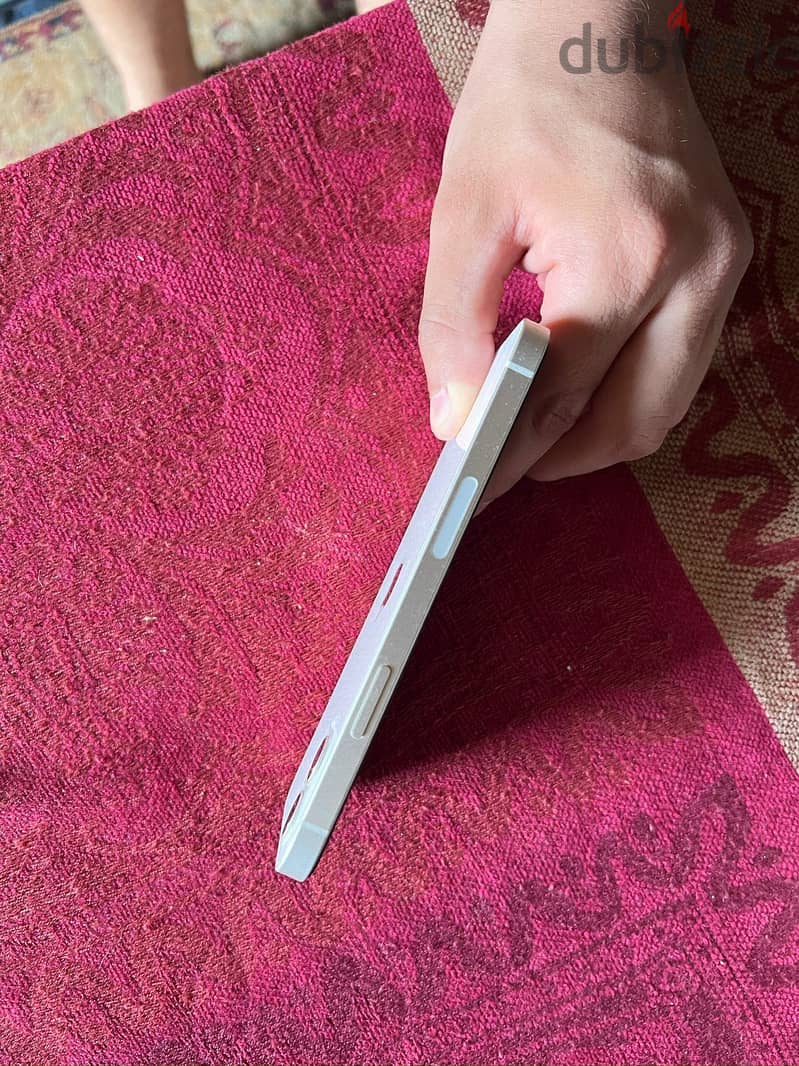 Apple - iPhone 12 7