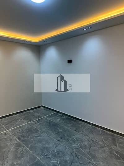 For sale: Fully finished, ready-to-move-in apartment directly from the owner in Andalus 2/2, on South 90th Street.