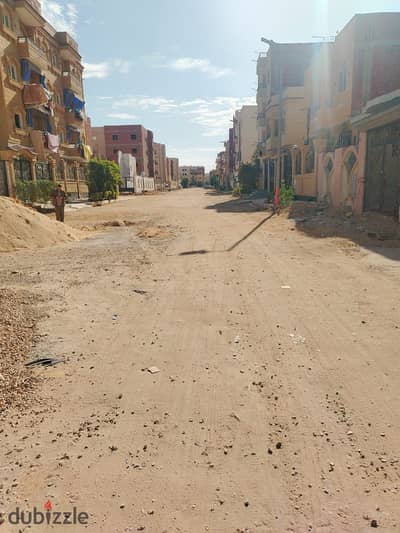 قطعة للبيع في مدينة بدر الحي السادس مجاورة 5 يعتبر علي الخدمات