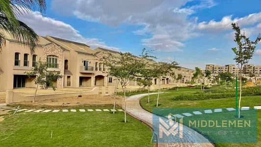 تاون هاوس ميدل 275متر لوكيشن مميز متشطب بالكامل بالمطبخ و التكيفات جاهزه للاستلام جرين سكوير مستقبل سيتي green square