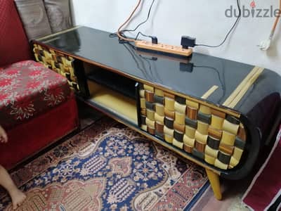 ترابيزة شاشة عمولة دمياطي ادراج جرار وارفف داخلية