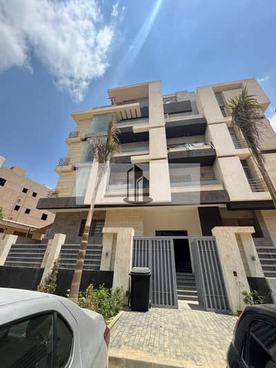 شقة للبيع  بسعر كاش لقطه من المالك في الأندلس الجديدة موقع مميز بين الأندلس 1 والأندلس 2 دخلة صريحة من شارع التسعين الجنوبي