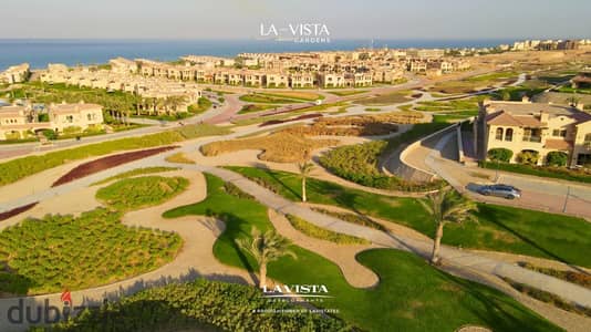 شاليه للبيع في اجمل قري السخنه La Vista Ain Sokhna 130 متر فيو بحر مباشر وتشطيب سوبر لوكس بأفضل سعر وأنظمة تقسيط مريحة جدًا