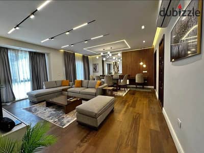 شقة بجاردن للبيع في موقع مميز بحري متشطبة بالكامل سوبر لوكس في كمبوند سوديك ايست