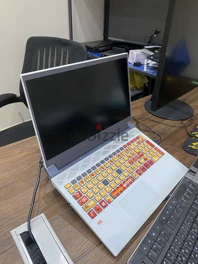 Dell G15 5515