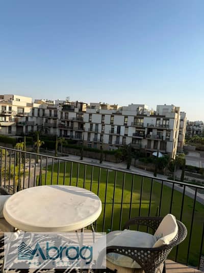 For rent: 212 sq m apartment, 3 bedrooms, furnished, modern, and air-conditioned, Courtyard Beverly Hills, Sheikh Zayed