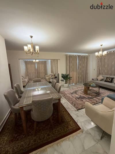 Snapshot! Apartment 211 square meters for only 40 thousand | 3 bedrooms and 3 bathrooms