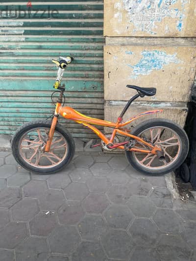 عجلة BMX سبور مقاس 20 بحالة جيد