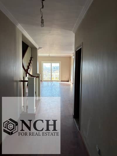 I-Villa Roof for Rent in Mountain View Hyde Park