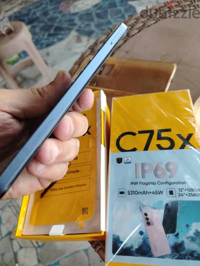 Realme C75X