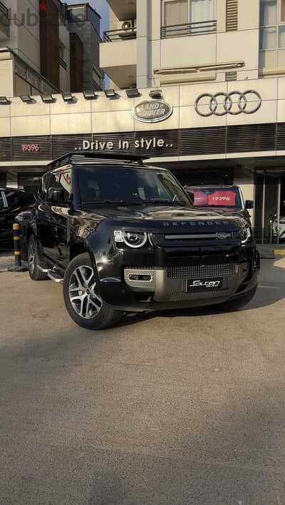 Land Rover Defender 2023 P400e
