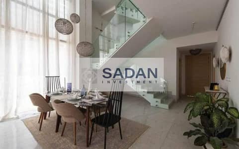 فيلا للبيع بخصم 50 % في كمبوند سراي في مدينة المستقبل علي طريق السويس دايركت بجوار مدينتي في اميز مرحلة ELM Tree Park Villas                         .