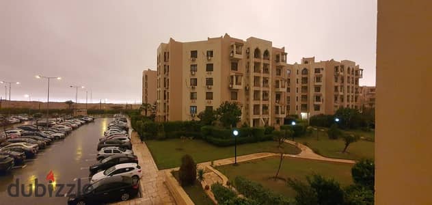 شقة للبيع فيو مفتوح اتجاه بحري شامل المطبخ والتكييفات بعض التشطيبات الخاصة دور متكرر تفاوض بالسعر مع المالك 90م غرفتين في الرحاب 1 - المرحلة الخامسة