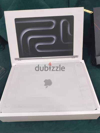 MacBook Pro M4 pro 16 inch Ram 24 Hard 512 Like New