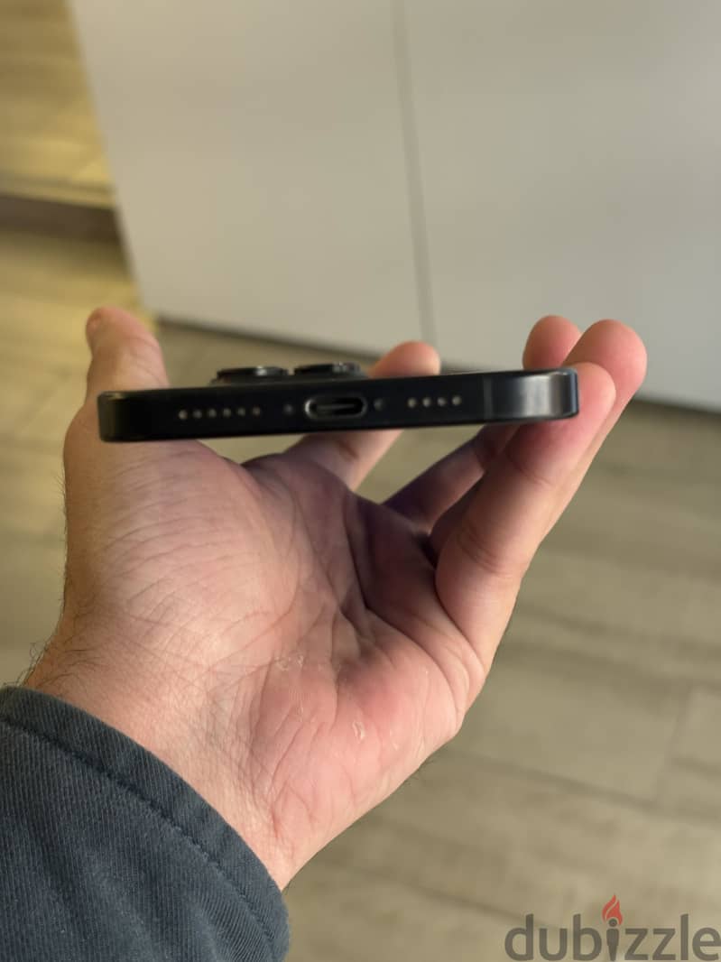 Apple - iPhone 16 Pro Max 2