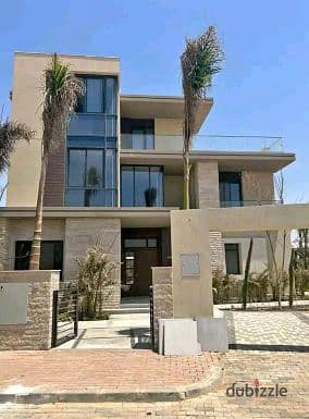 Last Standalone villa ready to move in The Estates Sodic in front of Sphinx Airport and minutes from Beverly Hills