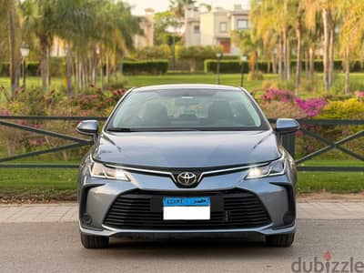Toyota Corolla 2021  67km  فبريكه بالكامل صيانات توكيل