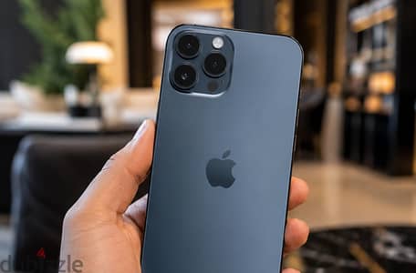 iPhone 12 Pro Max للبيع بحالة ممتازة بكل مشتملاته بمساحة 256