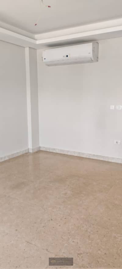 شقة أول سكن للإيجار في أبراج ZED West – الشيخ زايد | 135 م² | فيو مباشر على البارك