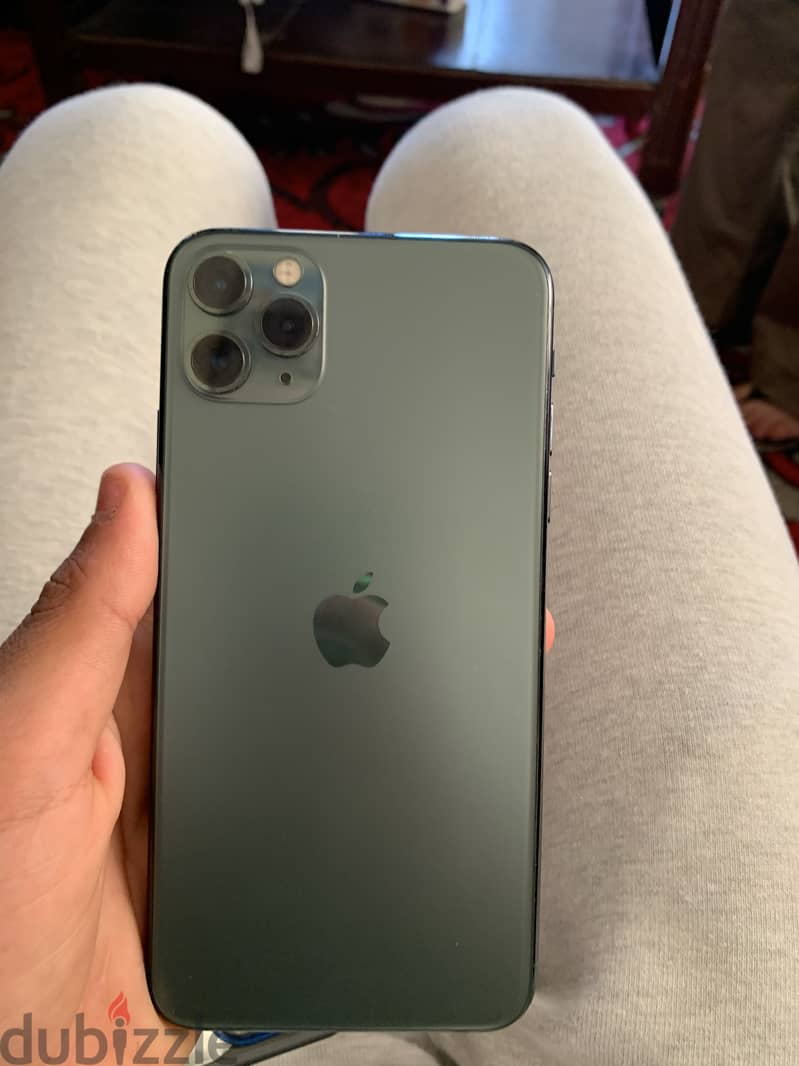 Apple - iPhone 11 Pro Max 2
