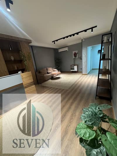 *Ultra-modern office for rent, 400 sqm, fully licensed, air-conditioned, prime location on Degla Al-Maadi for major companies*