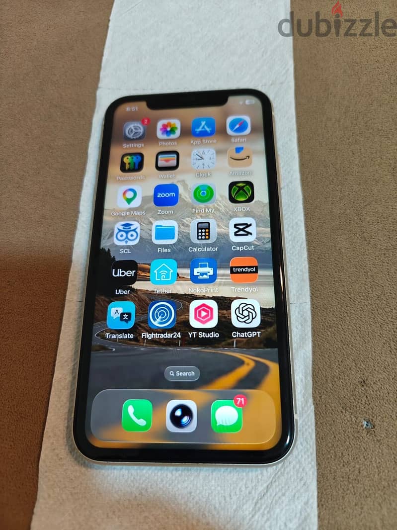 Apple - iPhone 11 4