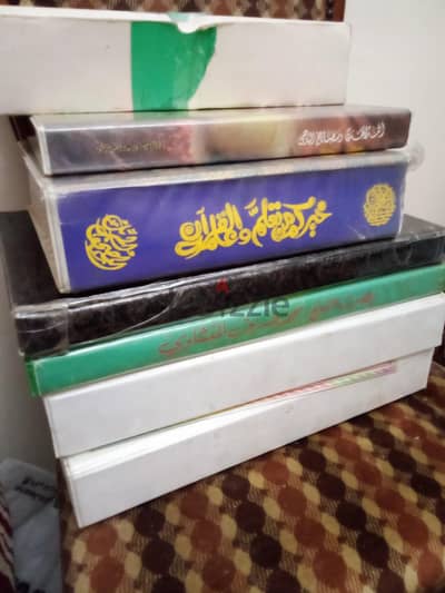 شرائط كاسيت قرآنية وأحاديث دينية