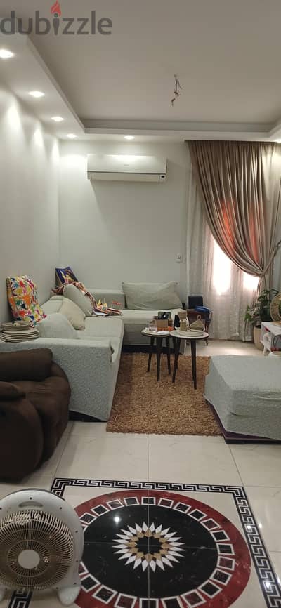 فرصة ذهبية للسكن الراقي  بتصميم يجمع بين راحة الشقق  و رفاهية الفيلات