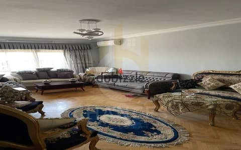 شقة للبيع في أبراج عثمان  بكورنيش المعادي بتشطيب سوبر لوكس، ثاني صف على النيل.