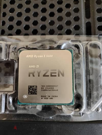 Ryzen 5 5600 tray