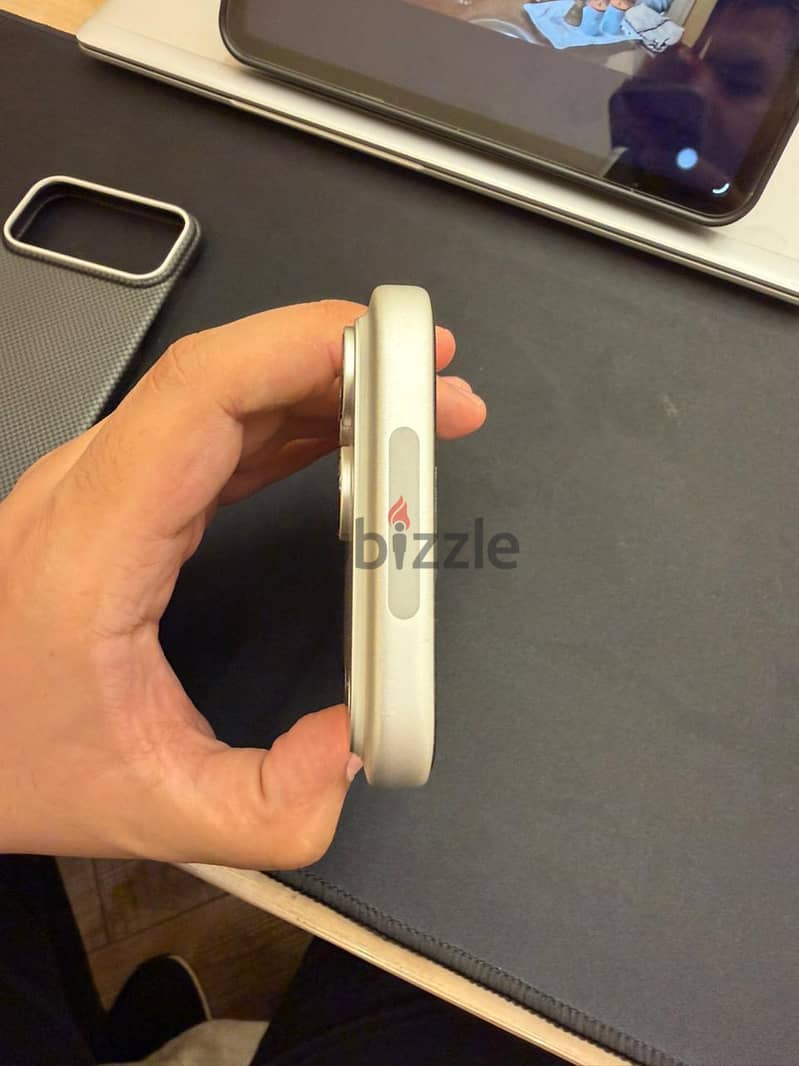 Apple - iPhone 17 Pro Max 5