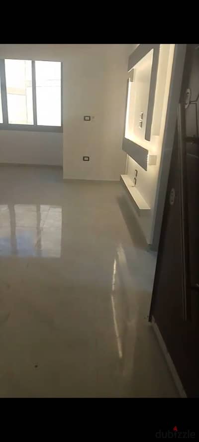 للبيع شقه بمدينه هليوبليس الجديده بمساحه ٩٥م بموقع مميز