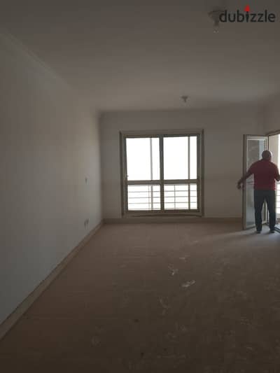 Apartment for rent in Dar Masr compound Qarnfal close to Al-Rehab and the Eastern Market and the Public Prosecutor's Office and the Ministry of Interior New Cairo