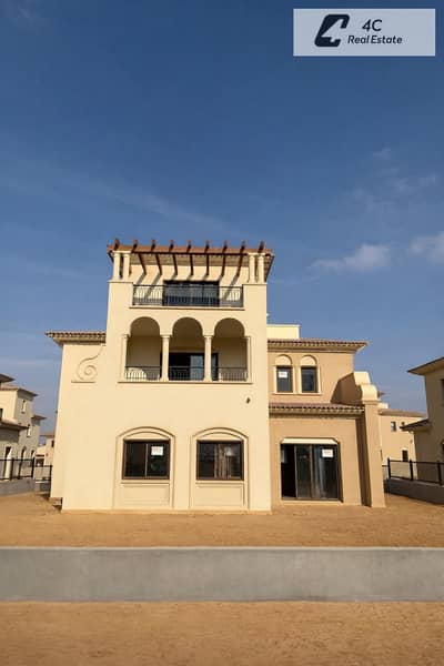 اقل من سعر ماركت ب 6 مليون لسرعة البيع فيلا فى مرحلة OPAL استلام فوري 4 غرف نوم فيو على لاند سكيب فى كمبوند سيتي جيت التجمع City Gate New Cairo
