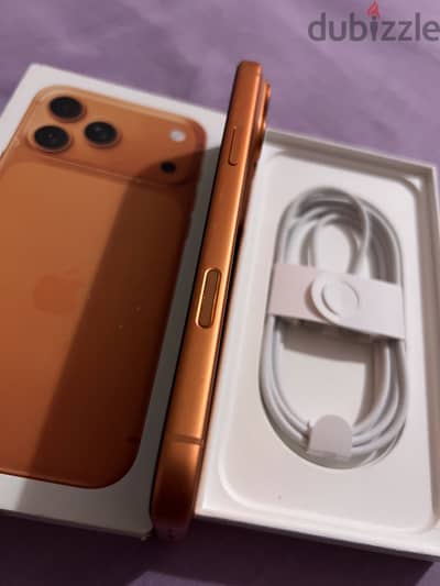 آبل - آيفون 17 برو ماكس