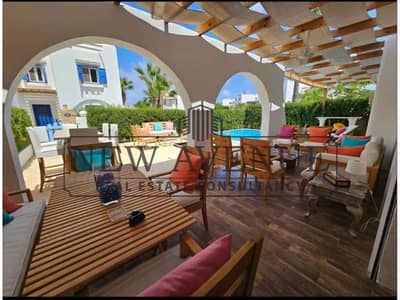 Fully Furinshed ground chalet with private pool