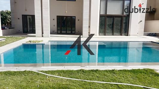 فيلا مستقلة مميزة كاملة التشطيب بحمام سباحة للإيجار في قطامية ديونز