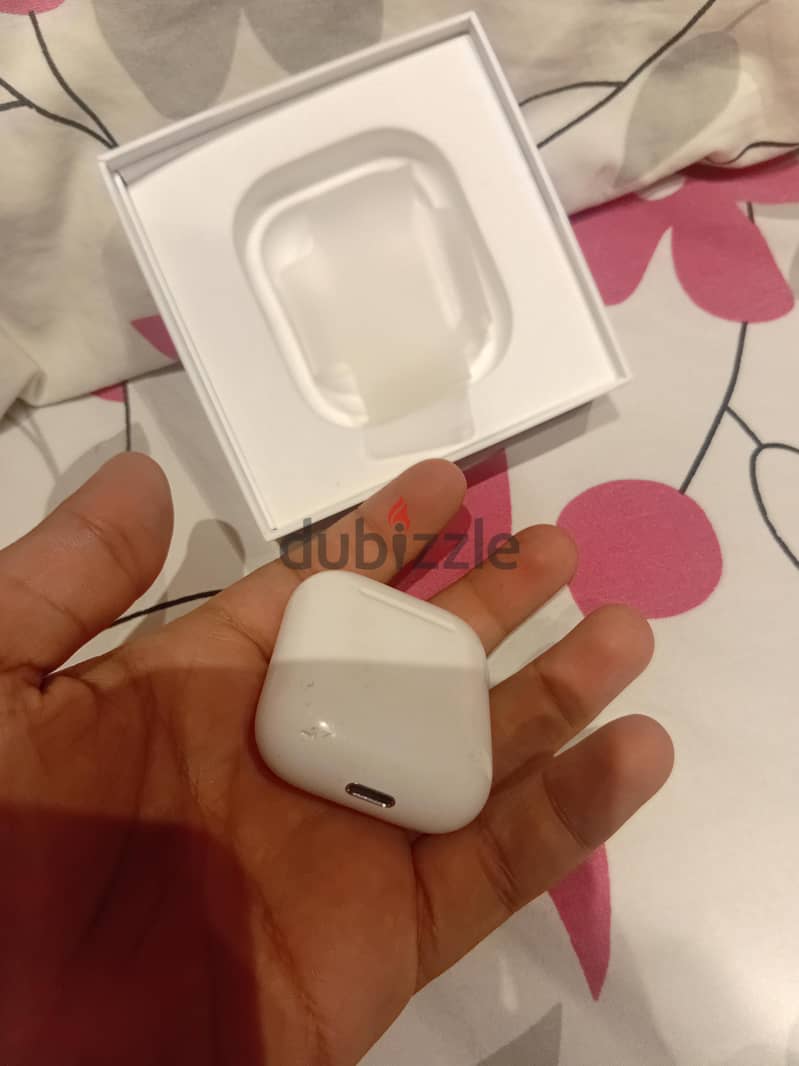 airpods 2 4