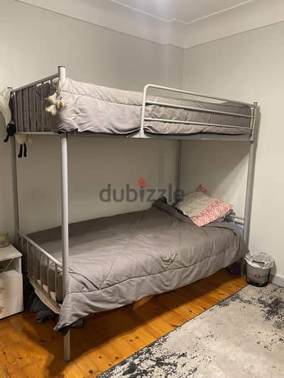 Barely used Bunk bed Homzmart